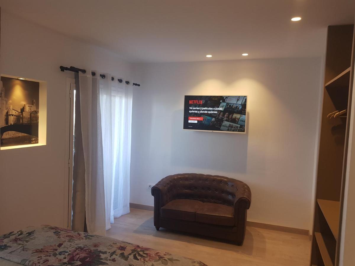 Turistic Girona - Piso De 1, 2 O 3 Habitaciones Zewnętrze zdjęcie