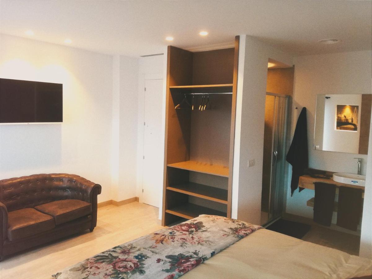 Turistic Girona - Piso De 1, 2 O 3 Habitaciones Zewnętrze zdjęcie