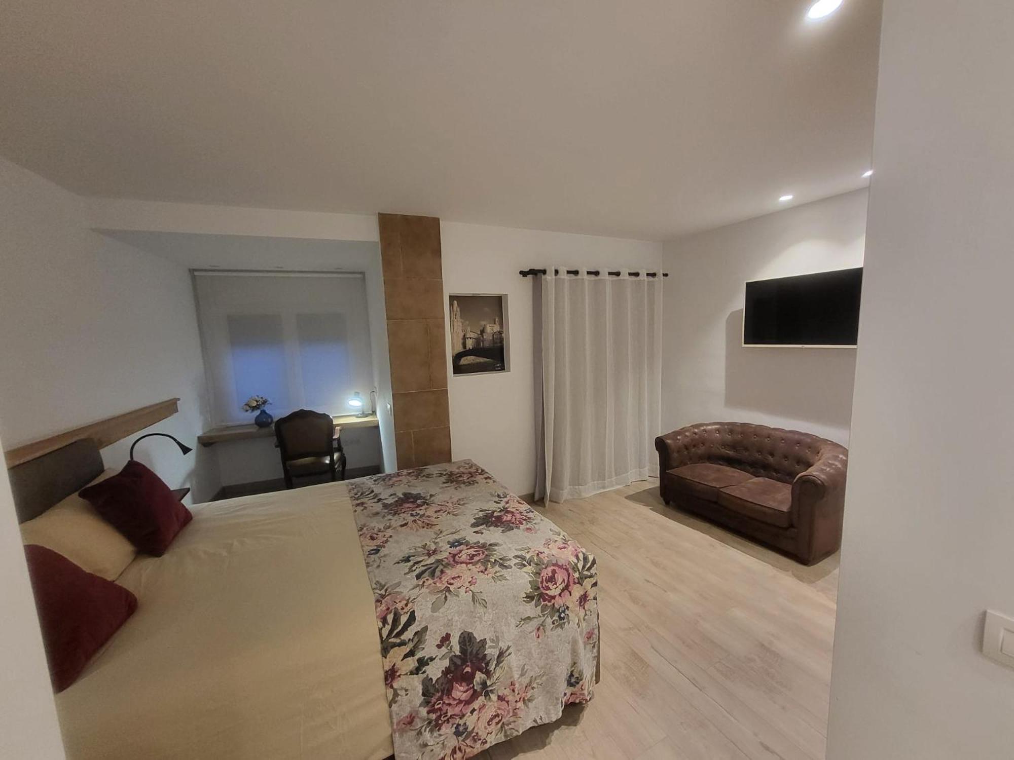 Turistic Girona - Piso De 1, 2 O 3 Habitaciones Zewnętrze zdjęcie