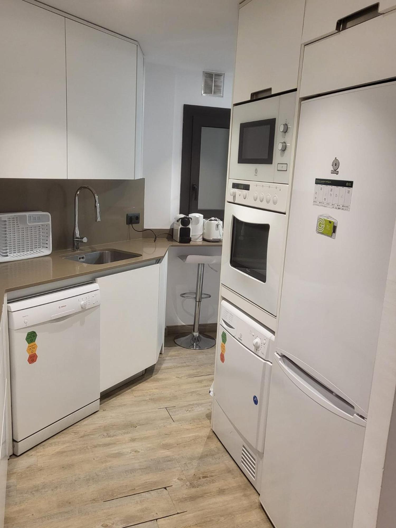 Turistic Girona - Piso De 1, 2 O 3 Habitaciones Zewnętrze zdjęcie